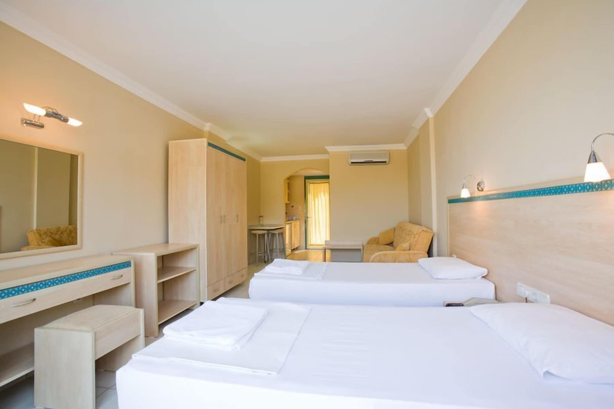 Siesta Beach Apartment Bodrum ภายนอก รูปภาพ