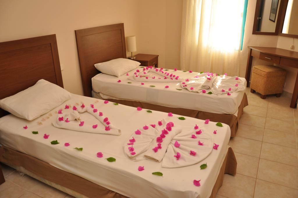 Siesta Beach Apartment Bodrum ภายนอก รูปภาพ